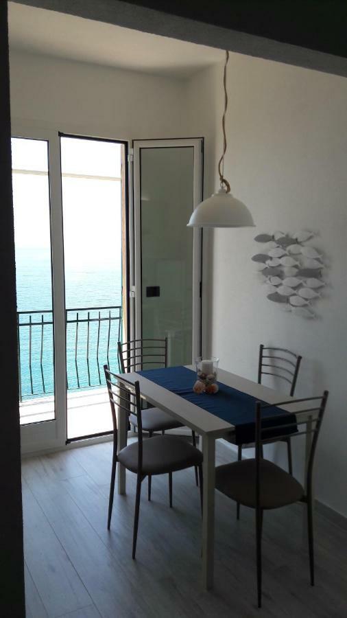 A & M House Moneglia Exterior foto