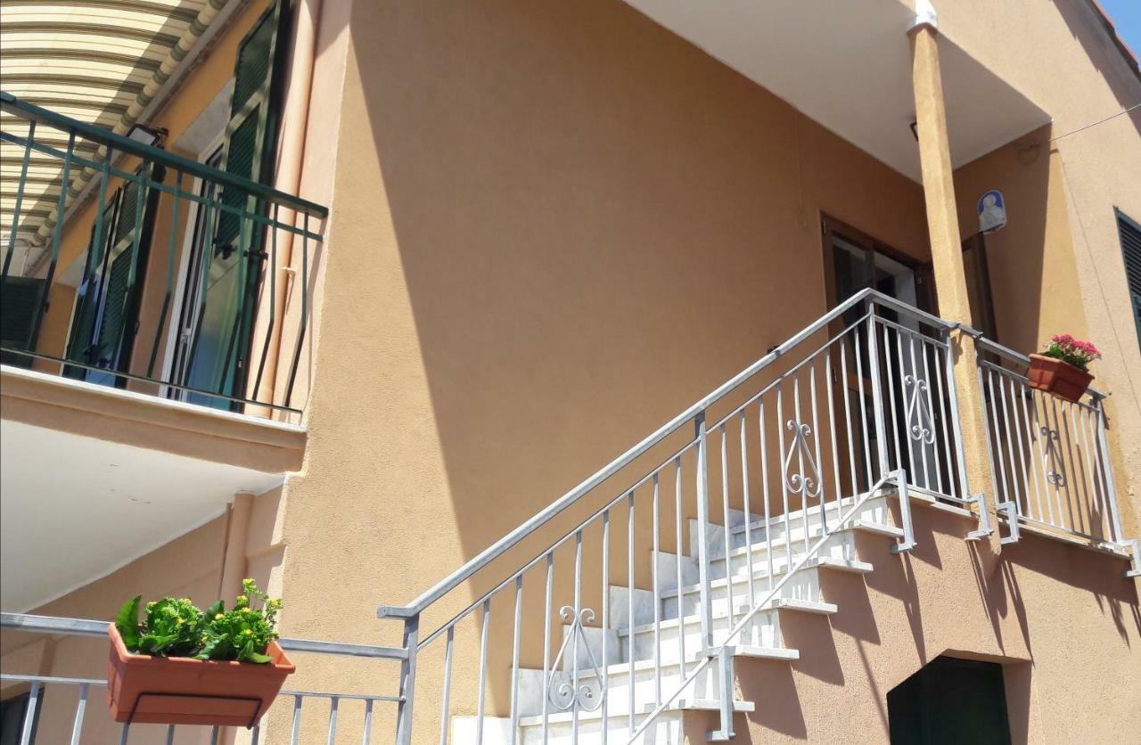 A & M House Moneglia Exterior foto